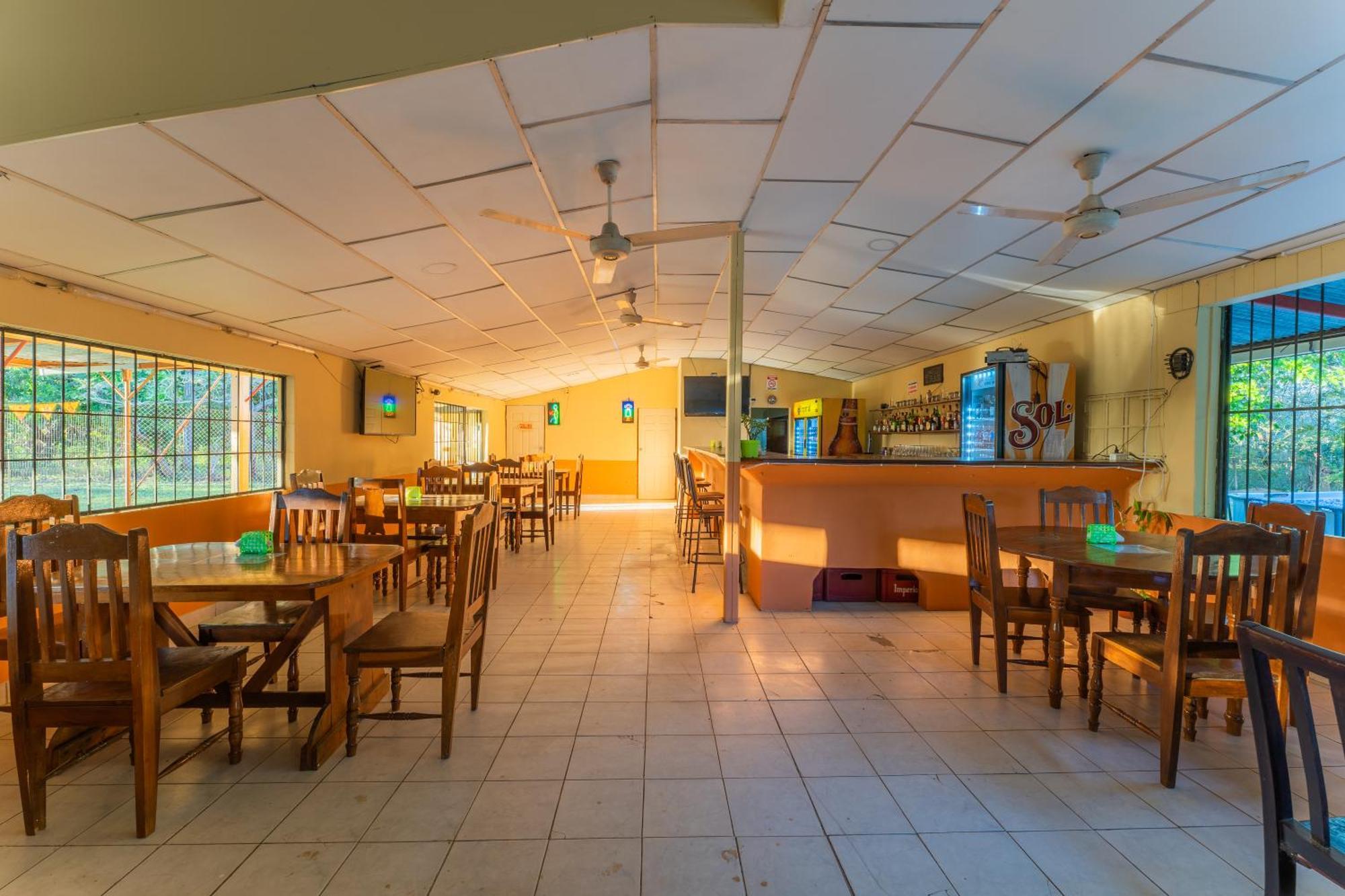 El Cocobolo Food&Rest Room 4 Bed And Breakfast Wifi Ac Pkg Gratis リベリア エクステリア 写真